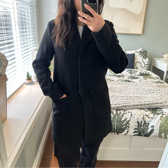 Abercrombie Black Coat - Picture 5 of 5